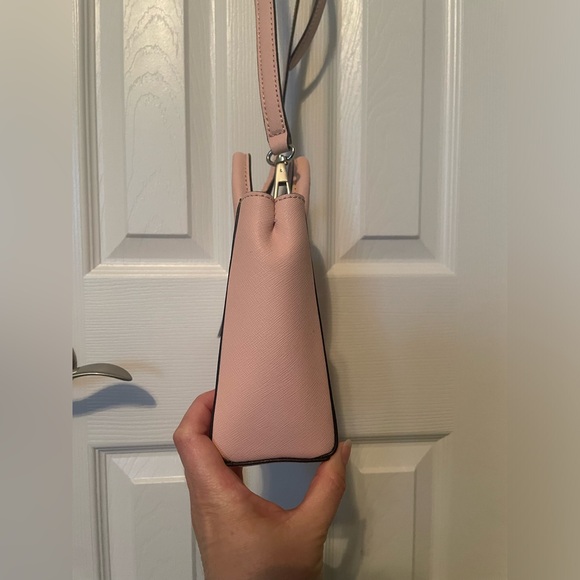 Rebecca Minkoff Mini Avery Crossbody Tote - Picture 5 of 9